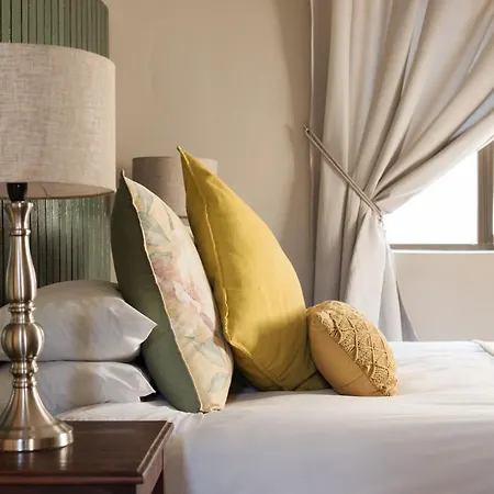 Ginger Barn Retreat - 1Km From Menlyn Villa Pretoria Exterior photo