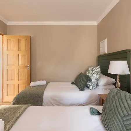 Ginger Barn Retreat - 1Km From Menlyn Villa Pretoria Exterior photo
