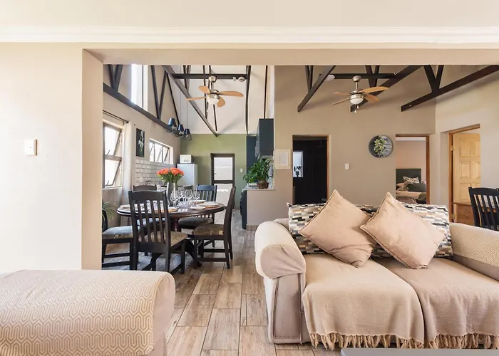 Ginger Barn Retreat - 1Km From Menlyn